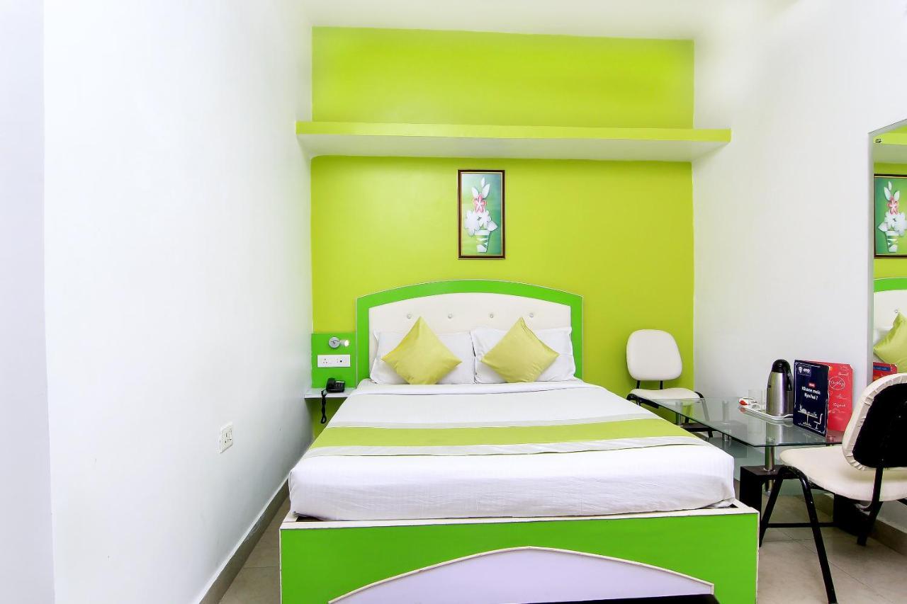Oyo Flagship 4434 Earth Inn لاكناو المظهر الخارجي الصورة