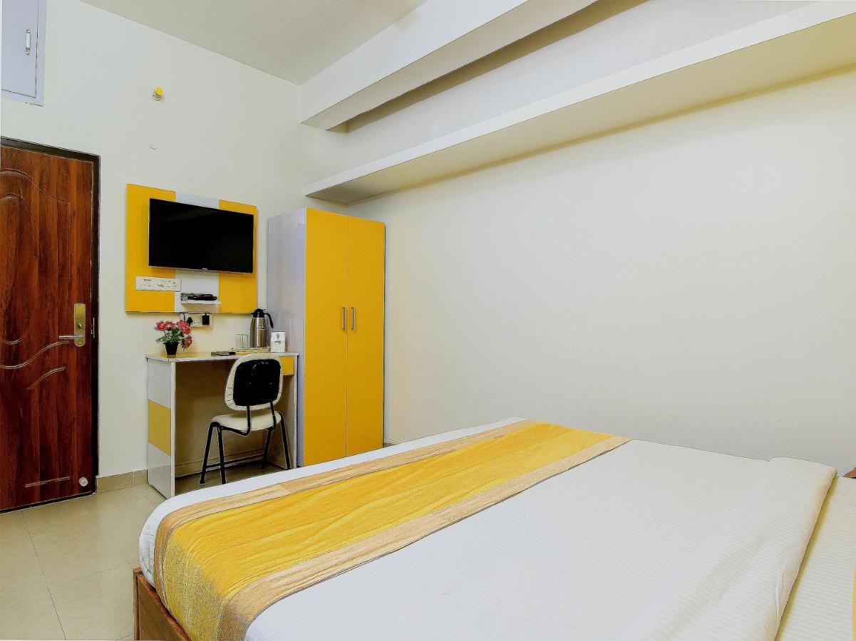 Oyo Flagship 4434 Earth Inn لاكناو المظهر الخارجي الصورة