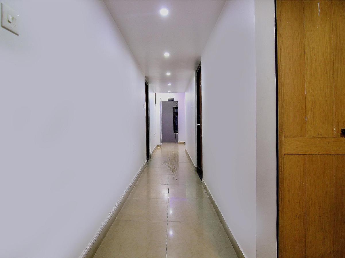 Oyo Flagship 4434 Earth Inn لاكناو المظهر الخارجي الصورة