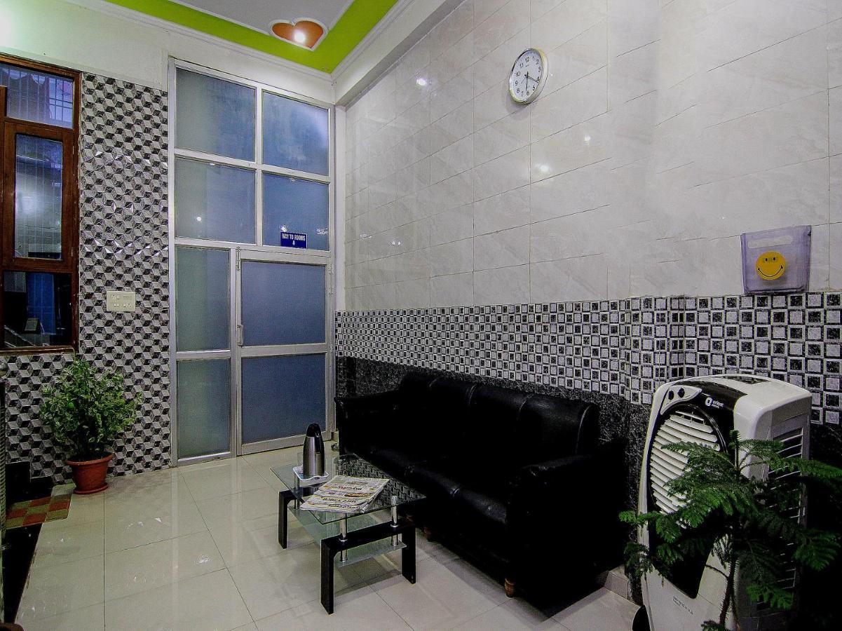 Oyo Flagship 4434 Earth Inn لاكناو المظهر الخارجي الصورة
